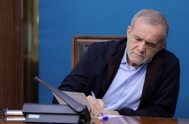 محمد بن سلمان با دعوت ترامپ راهی واشنگتن شد/ مسعود پزشکیان به ولیعهد عربستان پیش از سفر به آمریکا نامه فرستاد